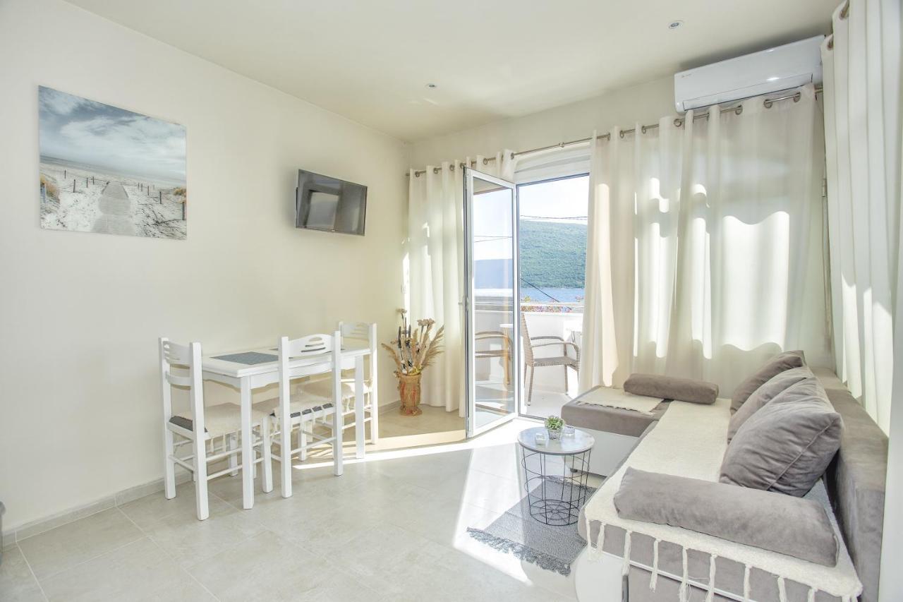 Apartments Milanovic Херцег Нови Стая снимка