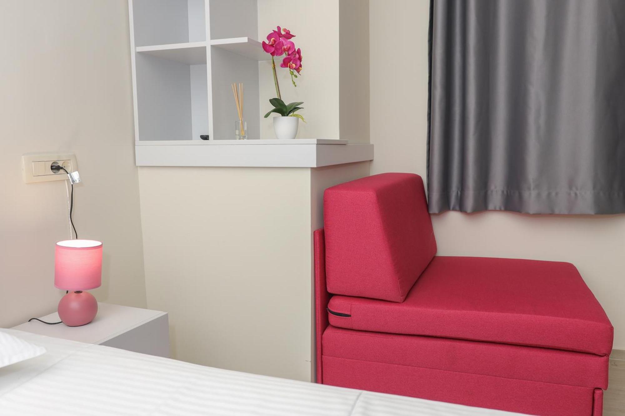 Apartments Milanovic Херцег Нови Екстериор снимка