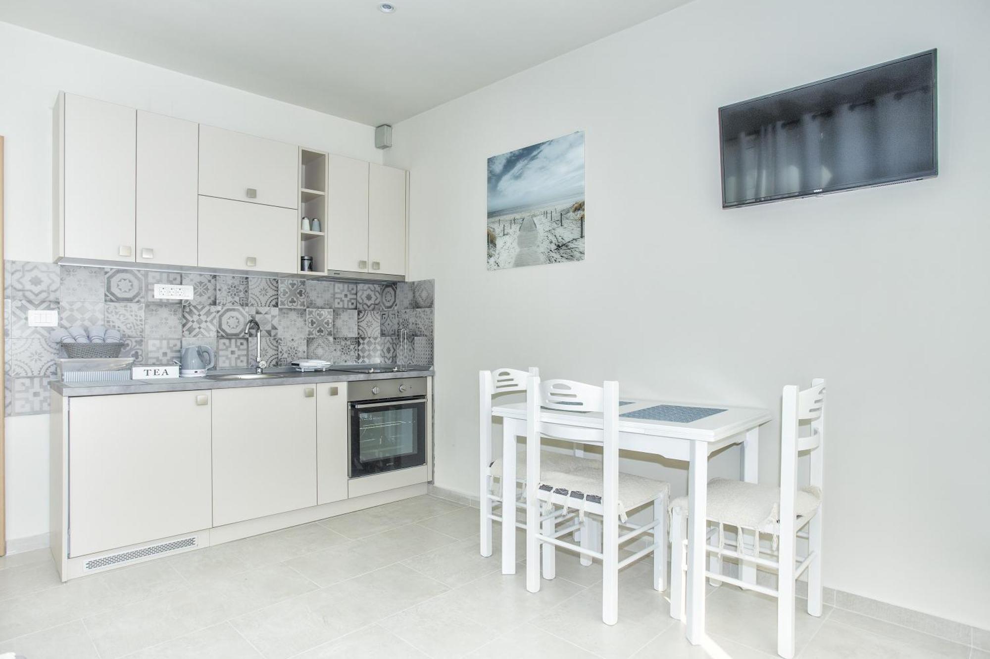 Apartments Milanovic Херцег Нови Стая снимка