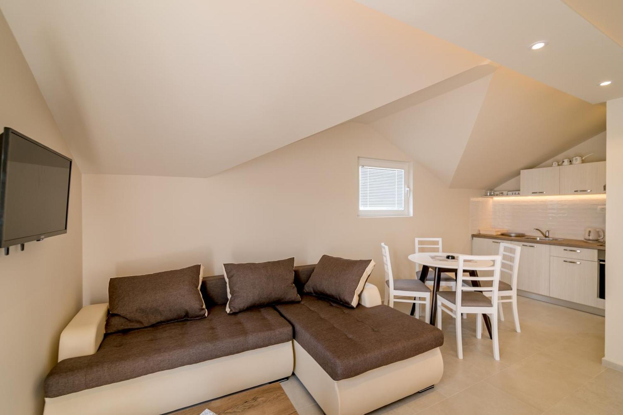 Apartments Milanovic Херцег Нови Стая снимка